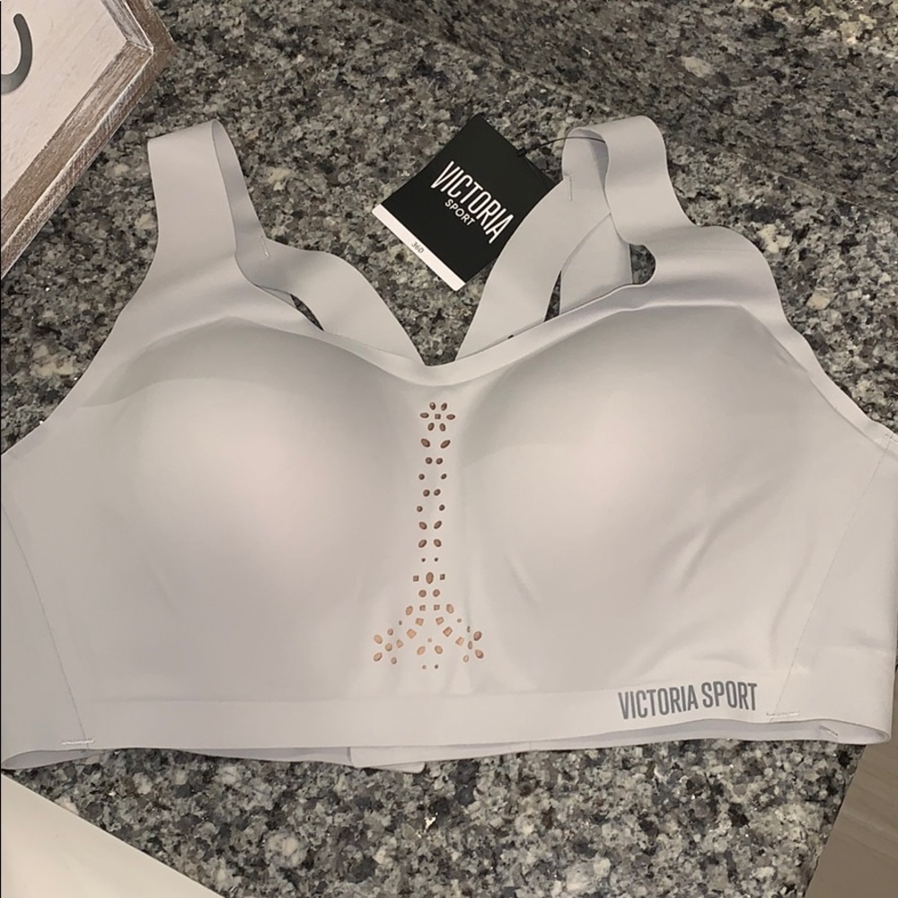 Victoria’s Secret Sports Bra | 36D | Brand new 💕